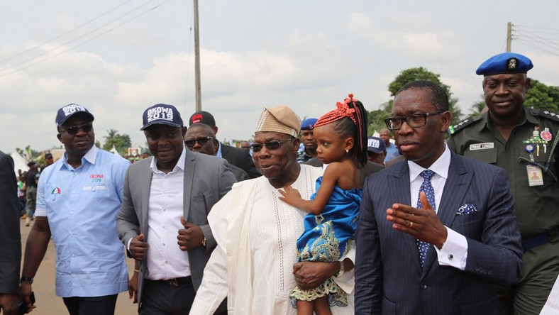 Obasanjo commissions road projects in Delta